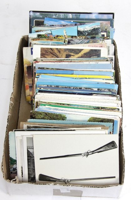 Sundry loose postcards