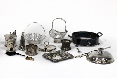 Sundry silver to include a modern