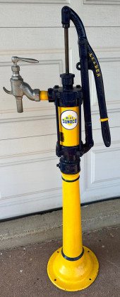 SURFACE MOUNTED SMALL GAS PUMP
