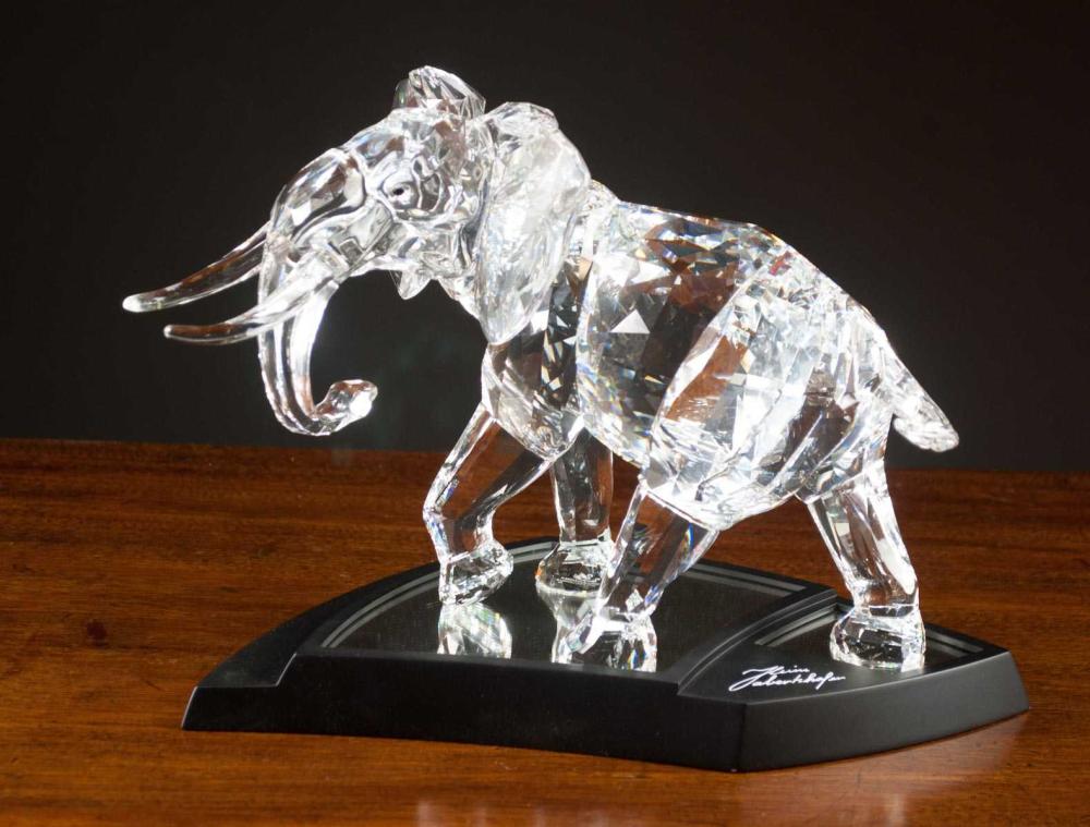 SWAROVSKI CRYSTAL "ELEPHANT"