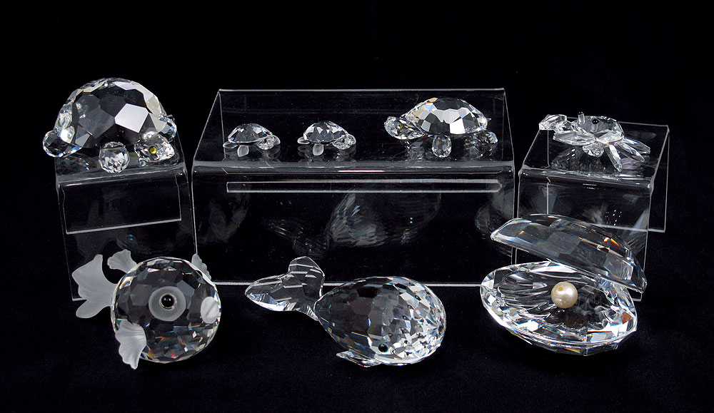 SWAROVSKI CRYSTAL FIGURES: 7 (8)