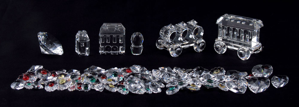 SWAROVSKI CRYSTAL FIGURINES: To