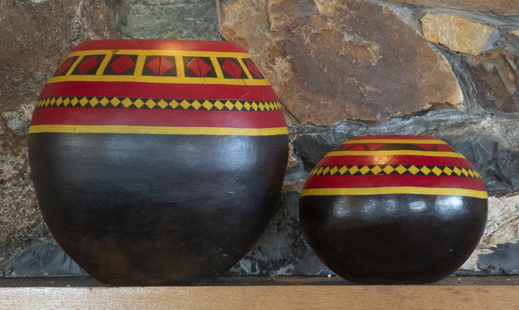 SWAZILAND CLAY POTS Lot of (2)