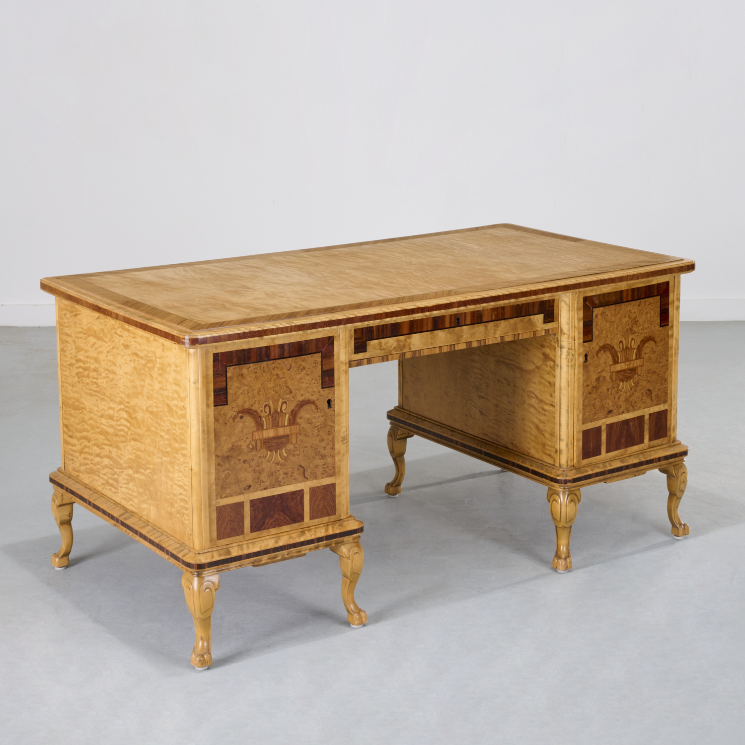 SWEDISH GRACE MOVEMENT INLAID