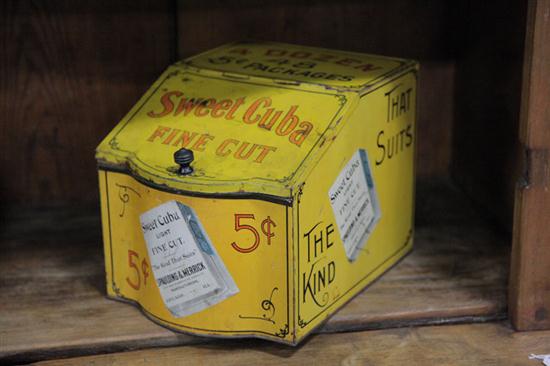 SWEET CUBA TOBACCO ADVERTISING TIN.