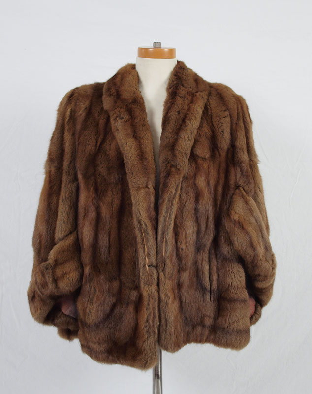 SWING STYLE MINK FUR CAPE WRAP /
