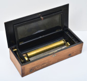 SWISS CYLINDER MUSIC BOX PLAYI