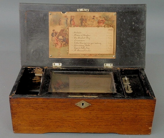 Swiss eight-tune music box with a