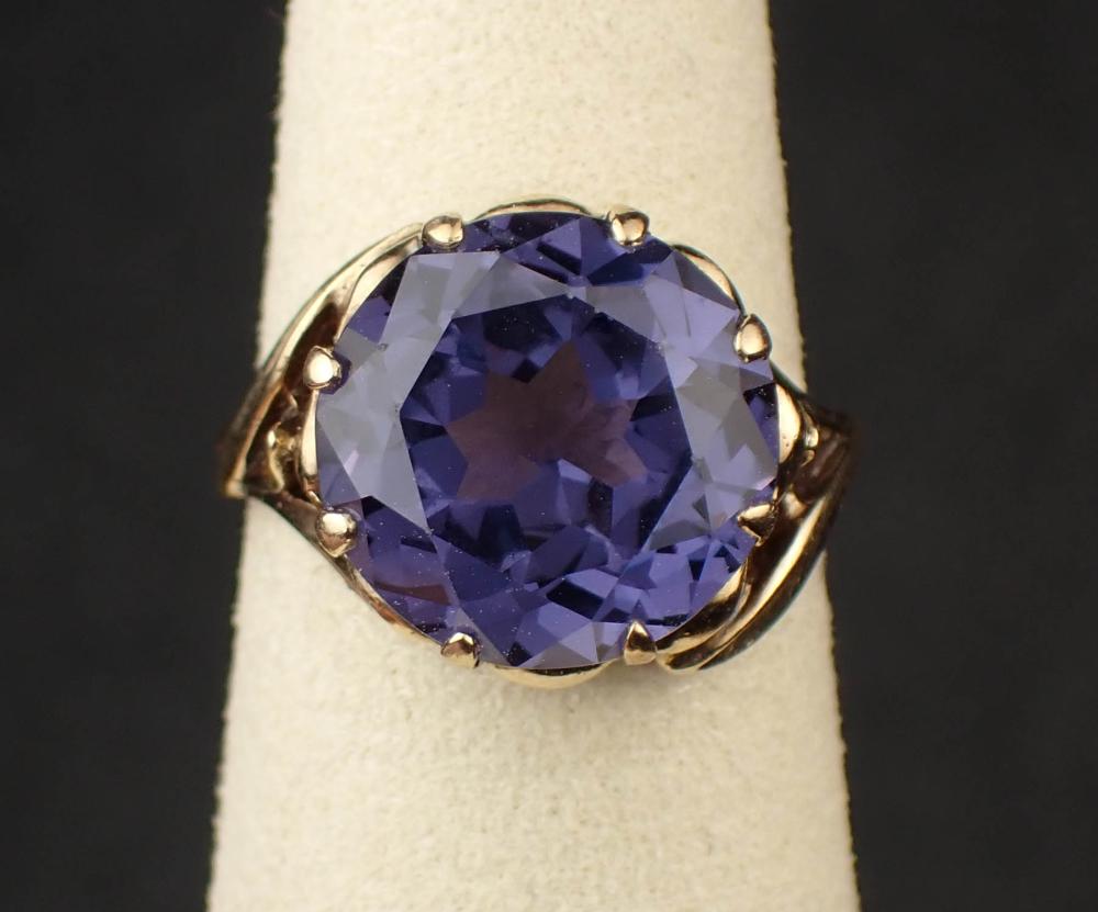 SYNTHETIC ALEXANDRITE AND YELLOW