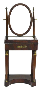 +TABLE DE TOILETTE, LATE 18TH/