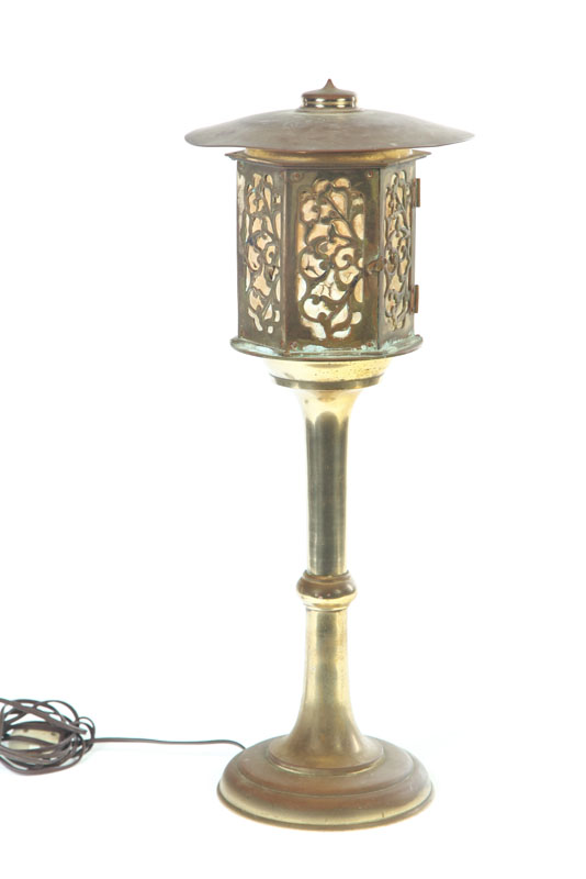 TABLE LAMP. American  mid 20th