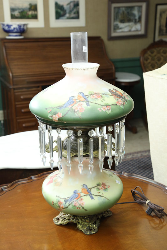 TABLE LAMP. Pierced brass base with