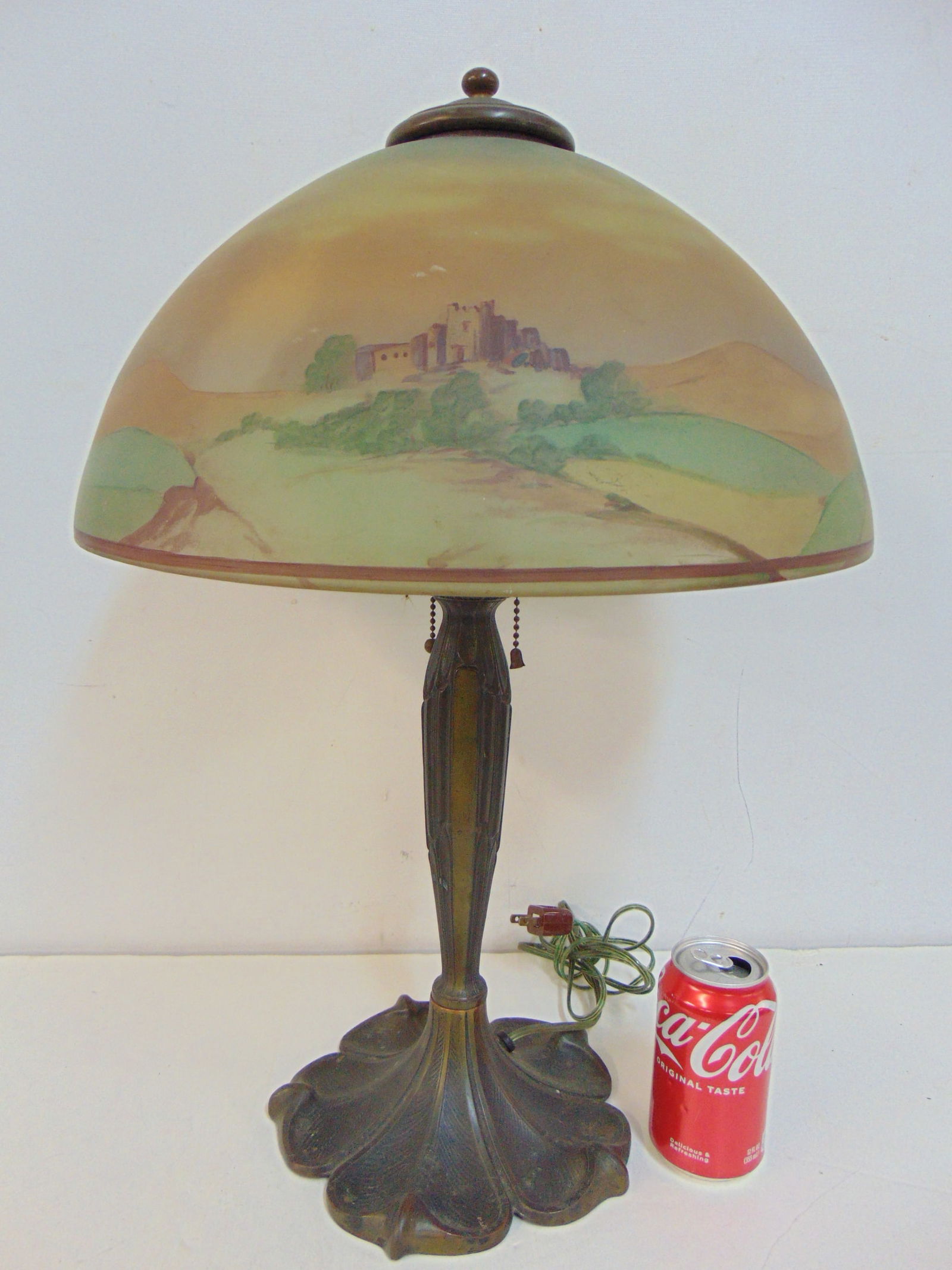 TABLE LAMP WITH REVERSE PAINTED