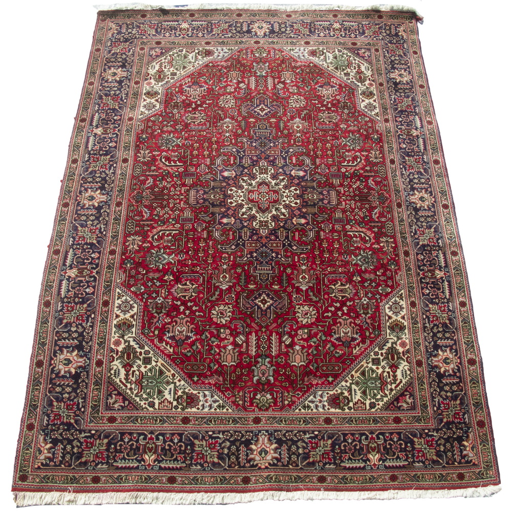 TABRIZ CARPET (6'8" X 9'7")