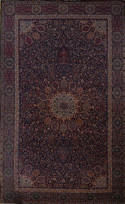 TABRIZ CARPET The ivory medallion