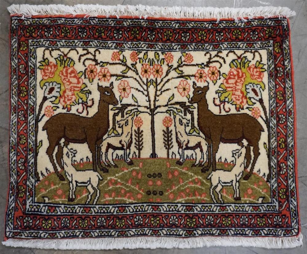 TABRIZ MAT, 2 FT 7 IN X 2