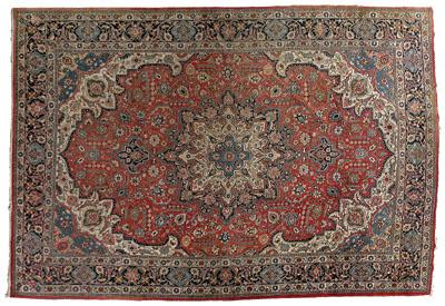 Tabriz rug, ornate central
