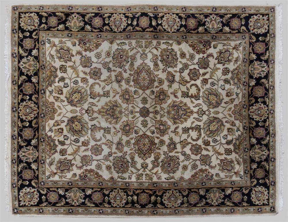 TABRIZ WOOL HAND KNOTTED