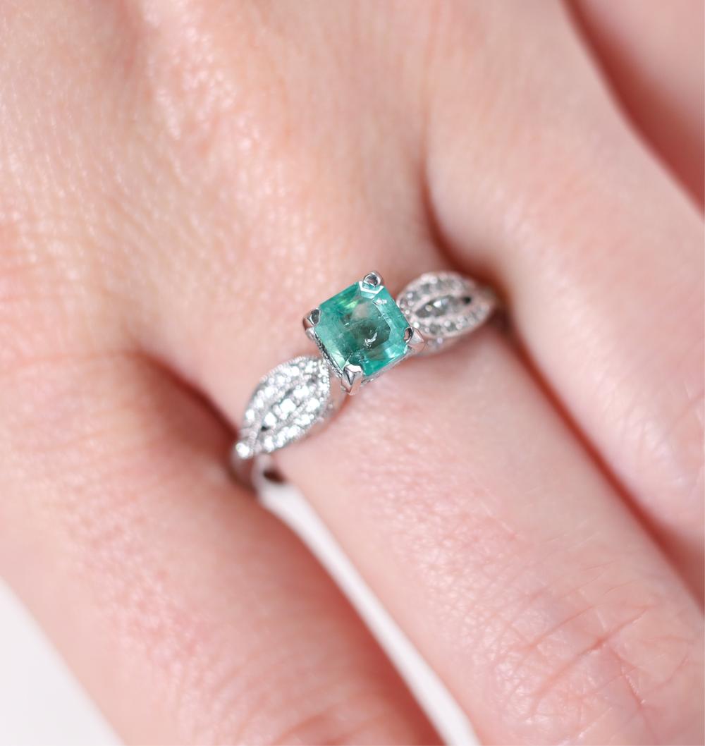 TACORI 18K WG CHRYSOPRASE & 1CTW