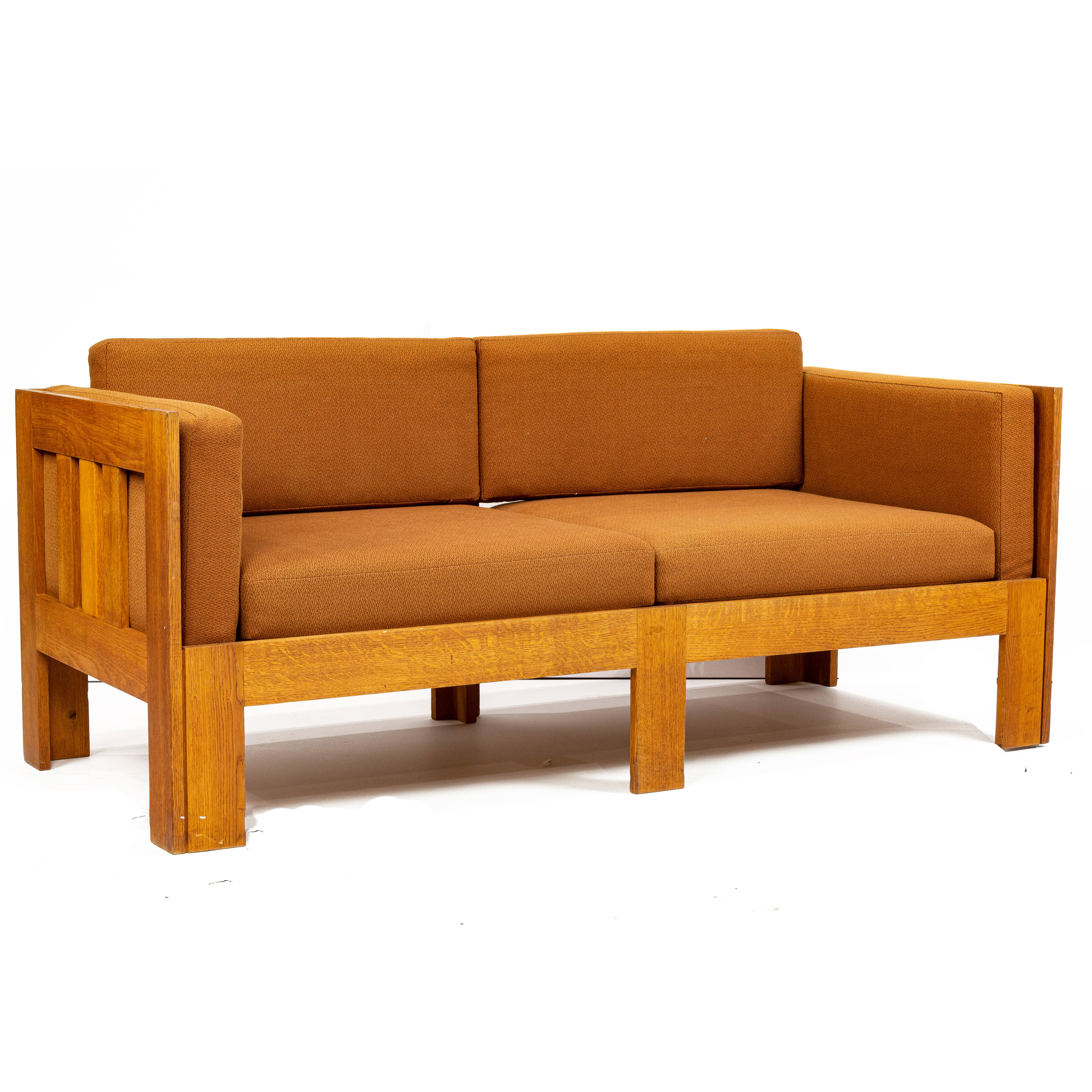 TAGE POULSEN, MODEL TP632 SOFA Tage