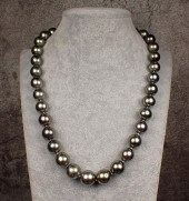 TAHITIAN PEARL AND FOURTEEN KA