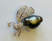 TAHITIAN PEARL BUMBLE BEE STER