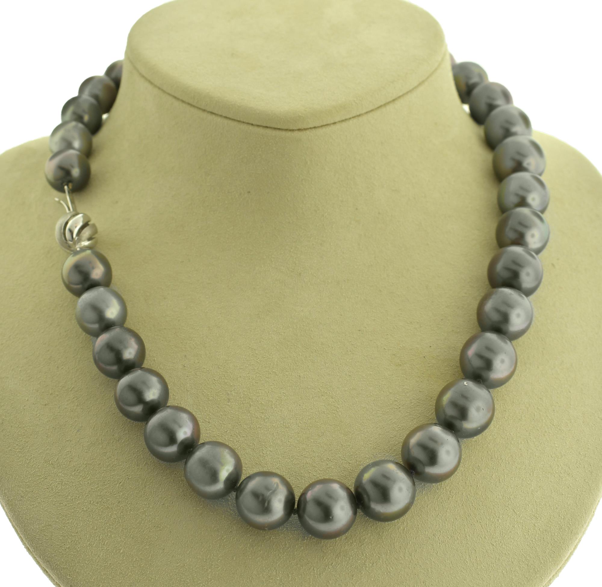 TAHITIAN SOUTH SEA PEARL