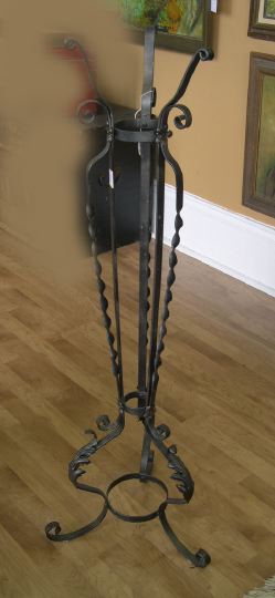 Tall American Tripodal