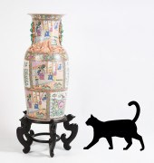 TALL CHINESE FIGURAL BALUSTER