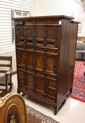 TALL KOREAN THREE-LEVEL CABINE