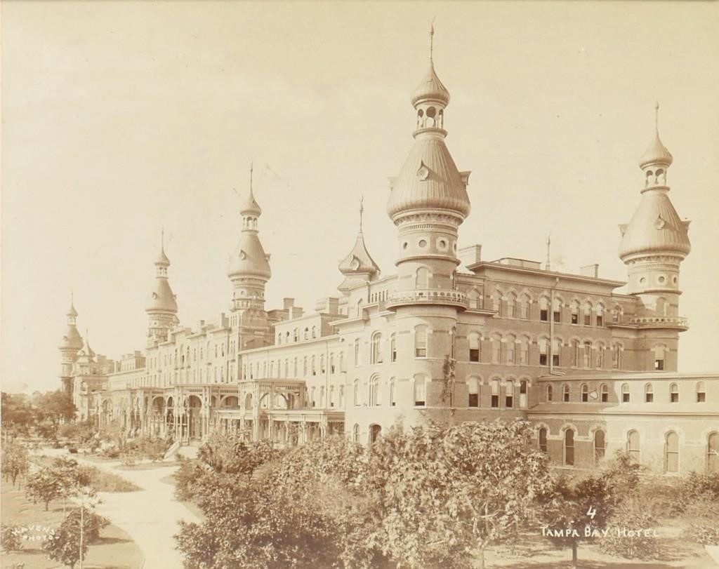 TAMPA BAY HOTEL PHOTOGRAPH, C.