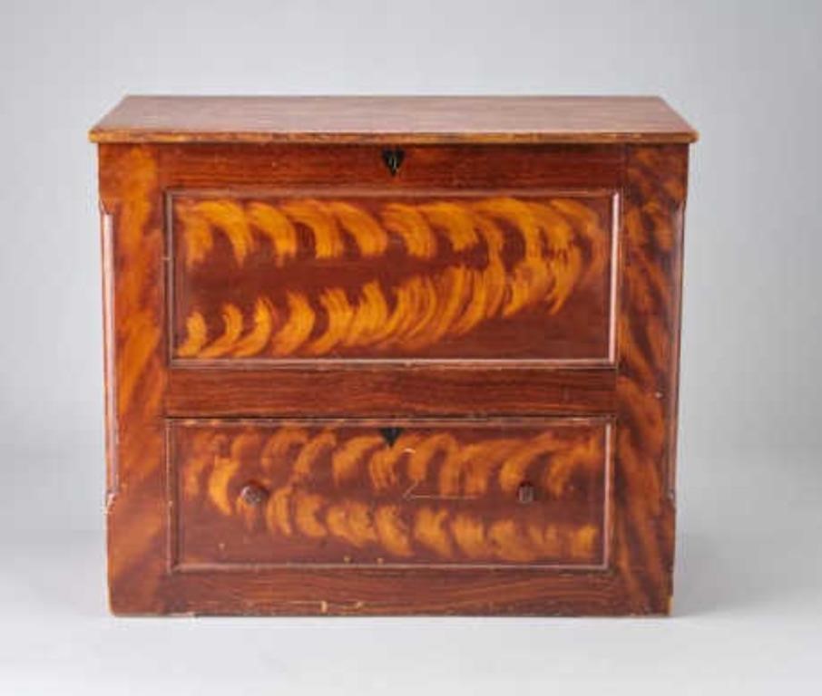 TAMWORTH CHEST WITH HEARTA