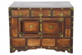 TANSU CABINEThaving three draw
