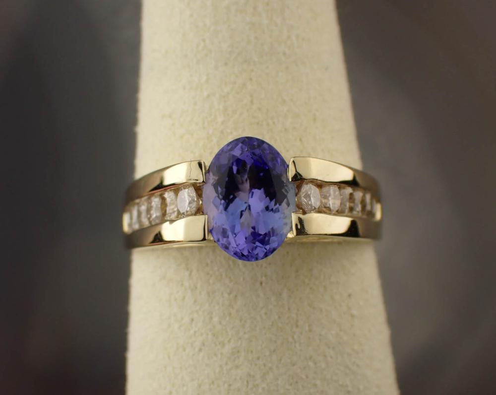 TANZANITE, DIAMOND AND FOURTEEN