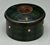 Tartanware thread box, contain