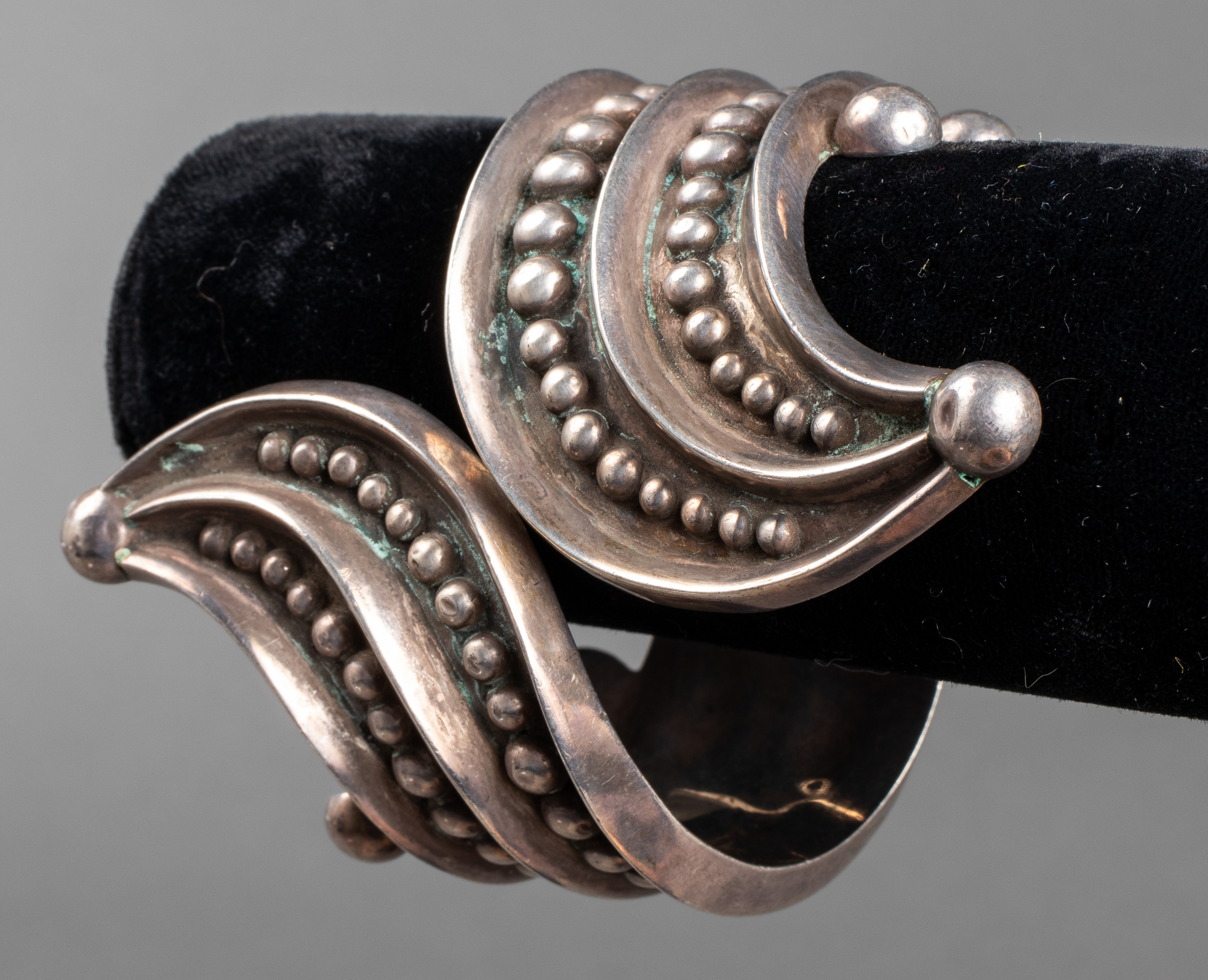 TAXCO MEXICAN SILVER ORNATE CUFF