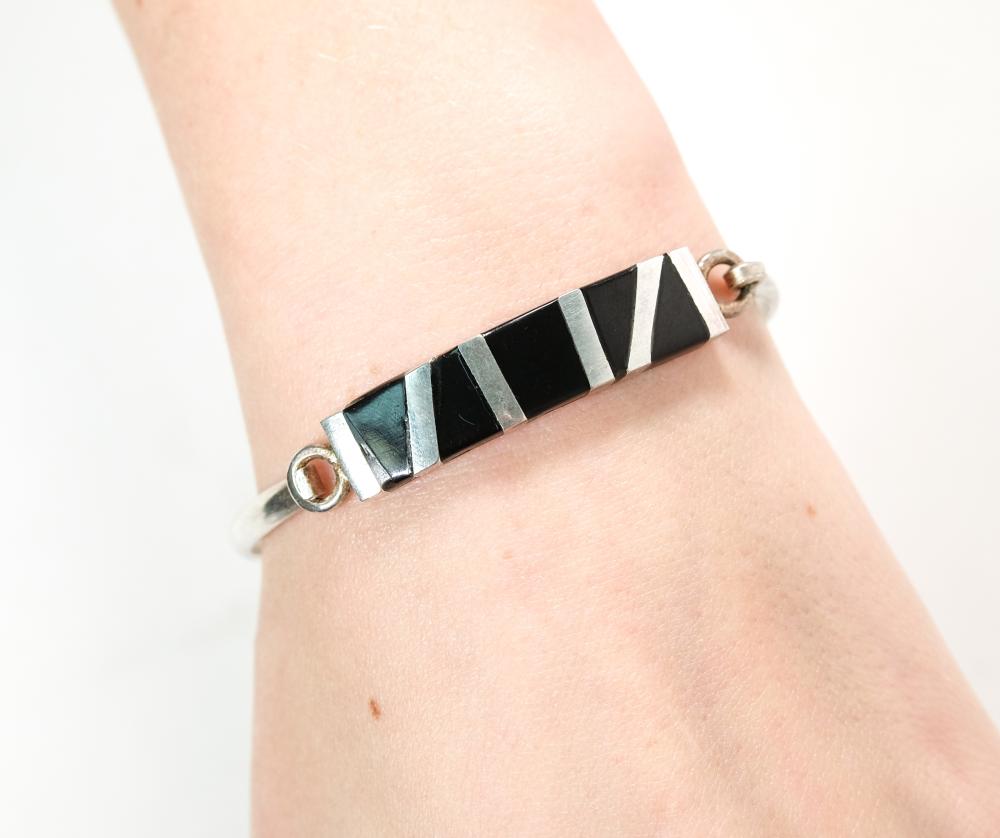 TAXCO STERLING SILVER JET CUFF
