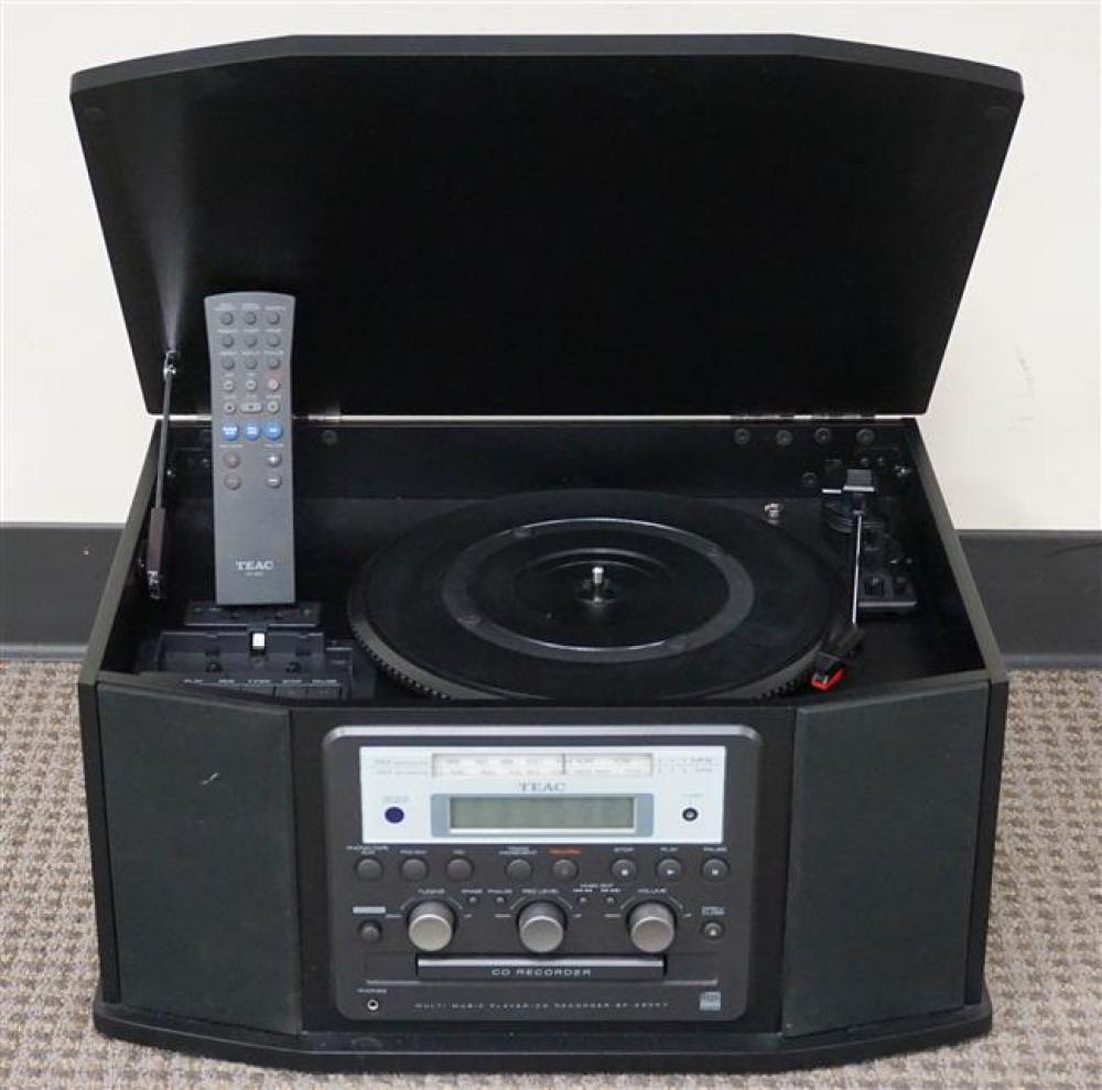 TEAC MULTI-MUSIC PLAYER CD