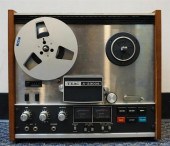 TEAC REEL-TO-REEL TAPE PLAYERT