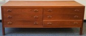 TEAK MID-CENTURY MODERN SIX DR