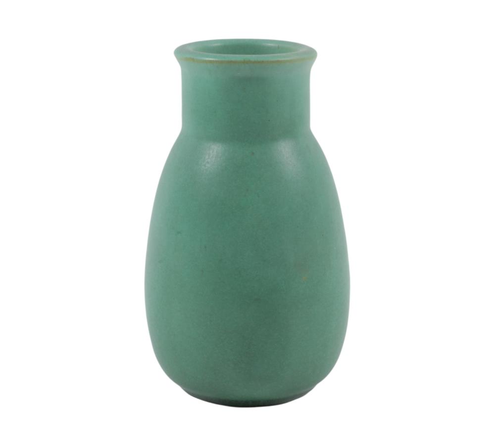 TECO MATTE GREEN VASE 6 1/2”H X 3
