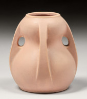 TECO POTTERY #287 MATTE PINK B