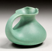 TECO POTTERY MATTE GREEN PITCH
