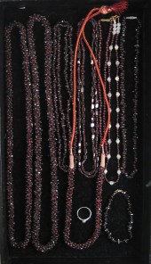 TEN ARTICLES OF GARNET JEWELRY