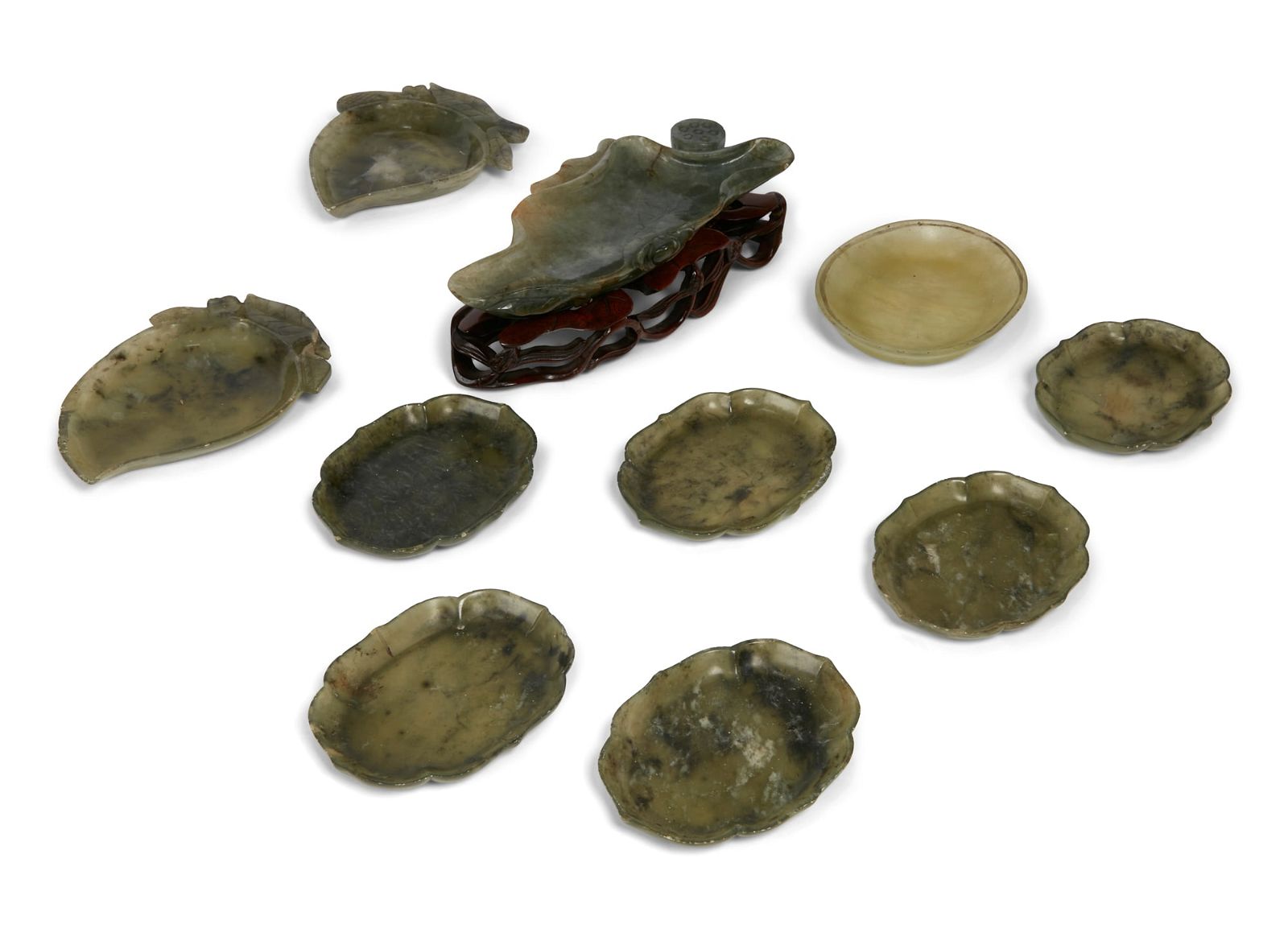 TEN CHINESE HARDSTONE DISHESTen