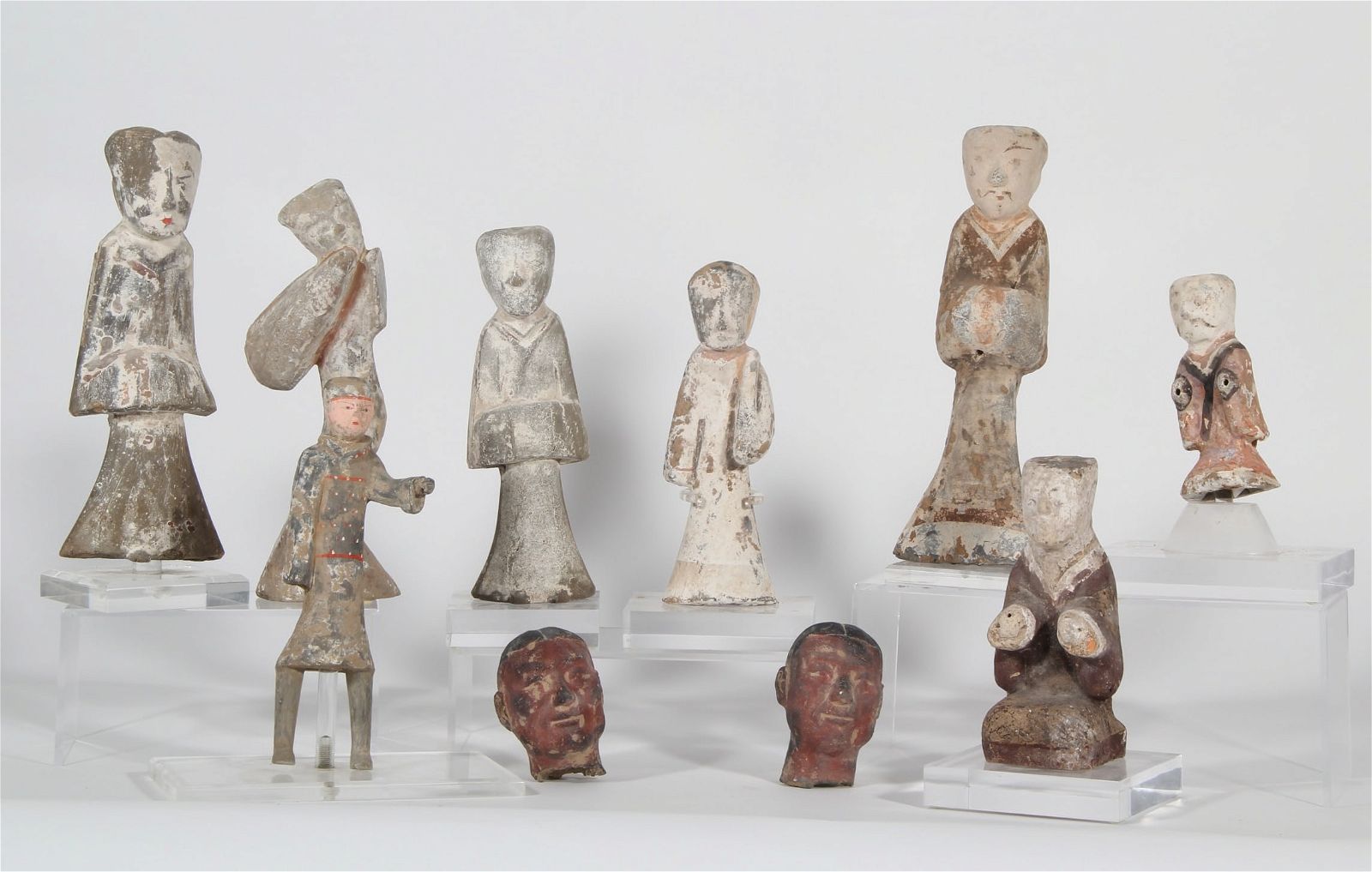 TEN CHINESE POTTERY ARCHAISTIC
