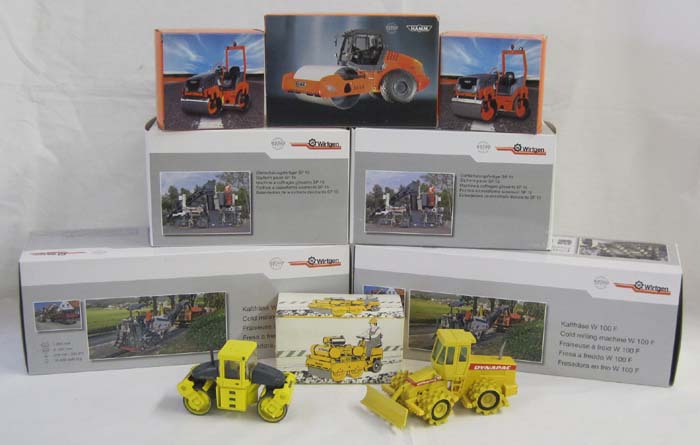 TEN DIECAST SCALE MODELS OF ROAD