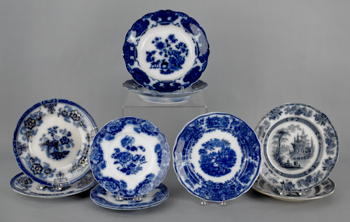Ten flow blue plates and shallow