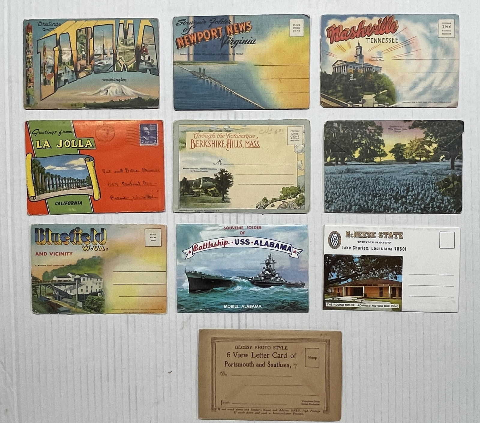 TEN FOLD-OUT TRAVELOGUE POSTCARD
