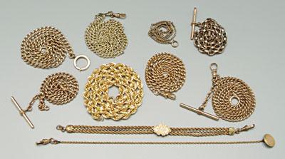Ten gold chains: one 18 kt.